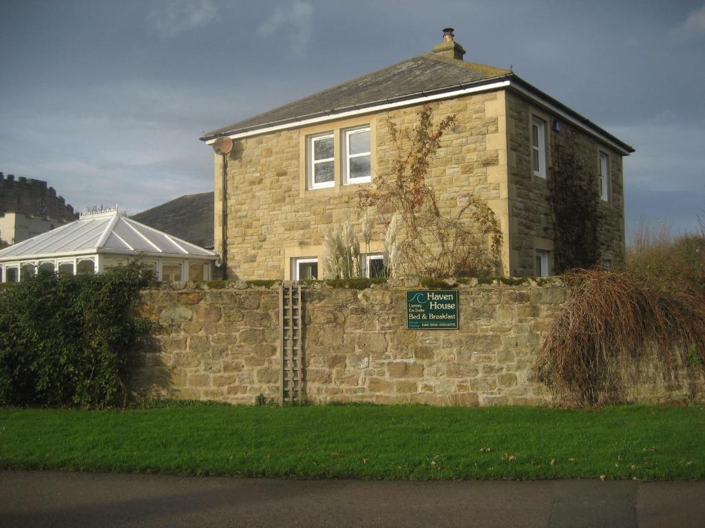 Haven House B&B Beadnell Bagian luar foto